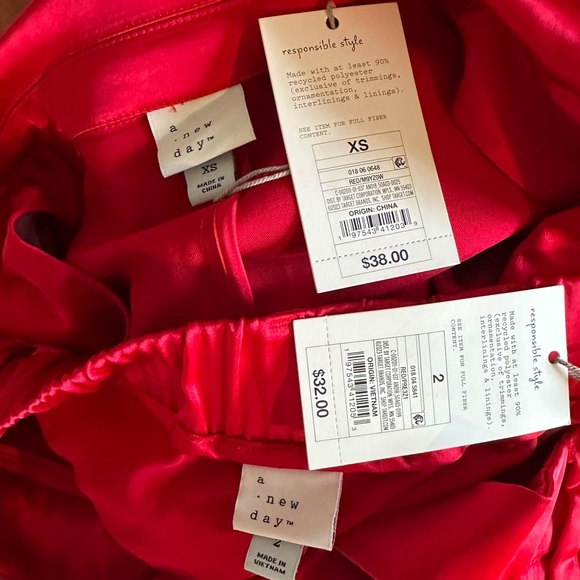 A new day Red Women's Suit Set - size XS/2 - Picture 4 of 4